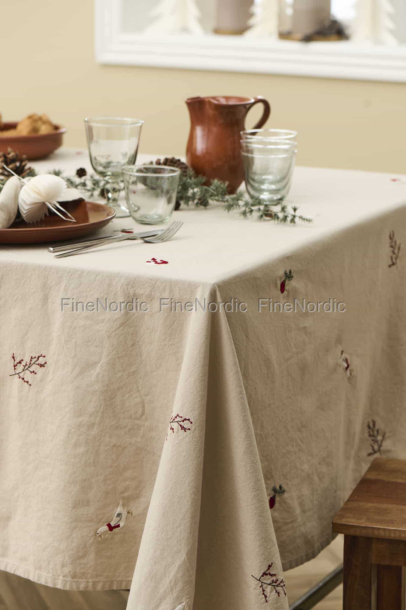 Ib Laursen Tischdecke Tradition Quadratisch mit Bestickt Weihnachtsmotive Leinenfarbig 150 x 150 cm