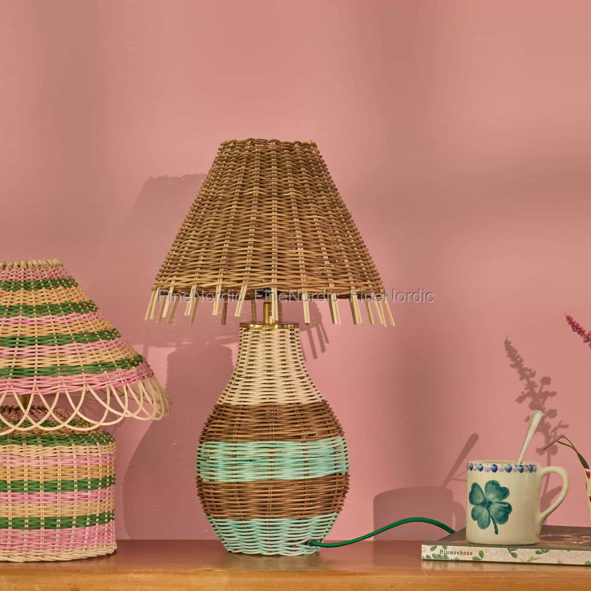 Stecker Rice Rattan Tischleuchte - Bräunliche Streifen | Rice